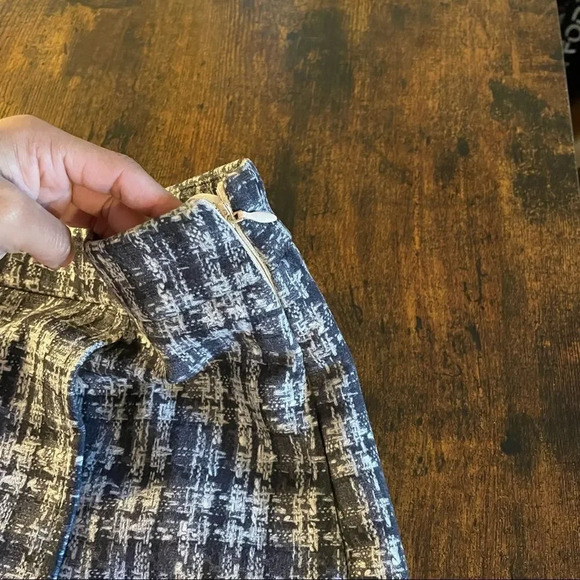 Cute plaid print skort  - Picture 11 of 16